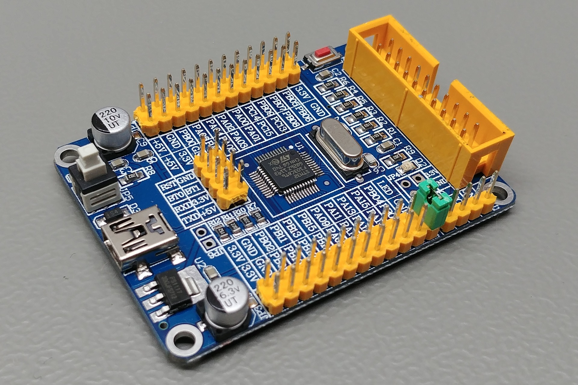   STM32F103C8T6 . 1